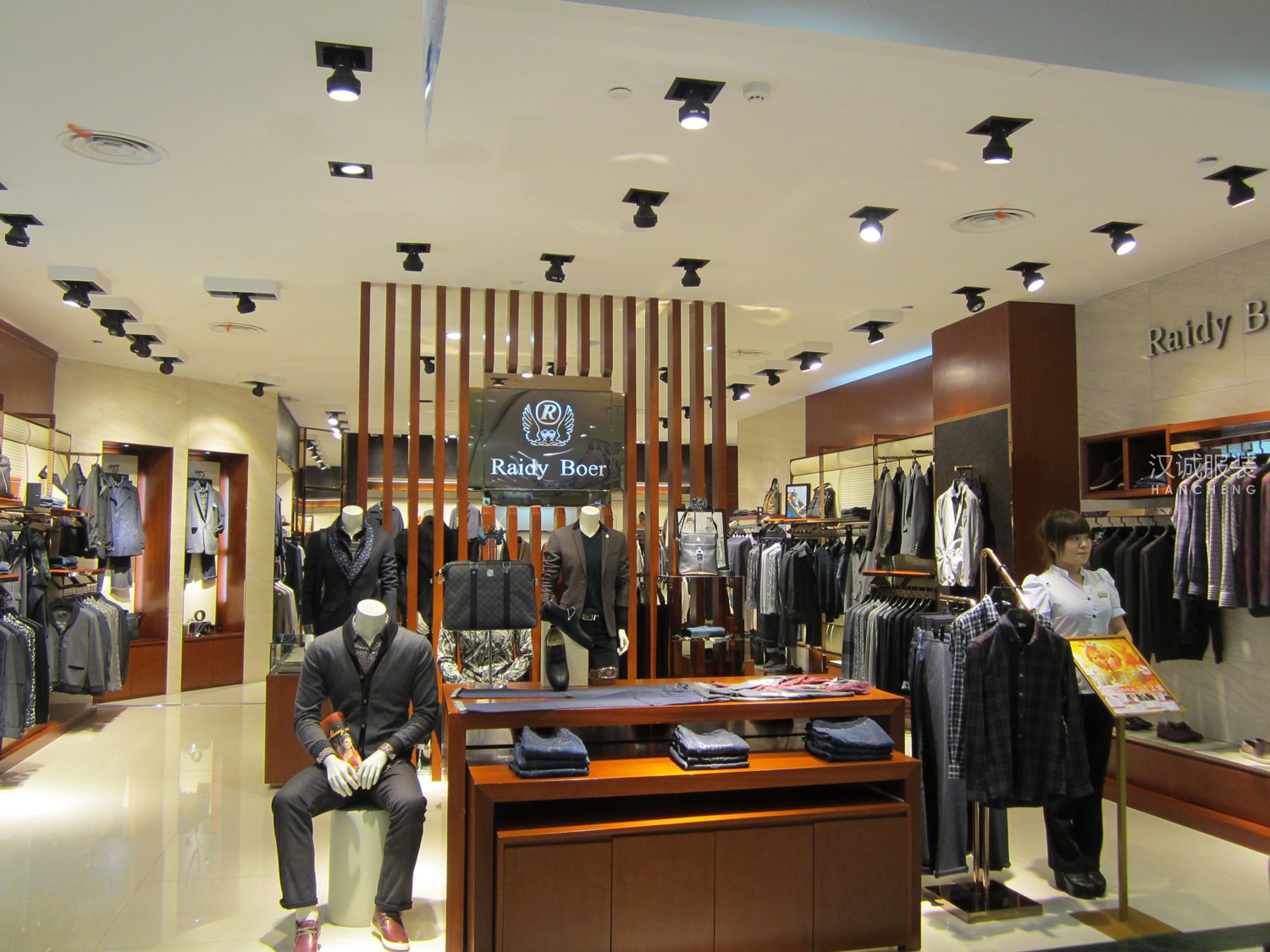 雷迪波尔营收、净利双降 市场缩水仍募资扩张门店