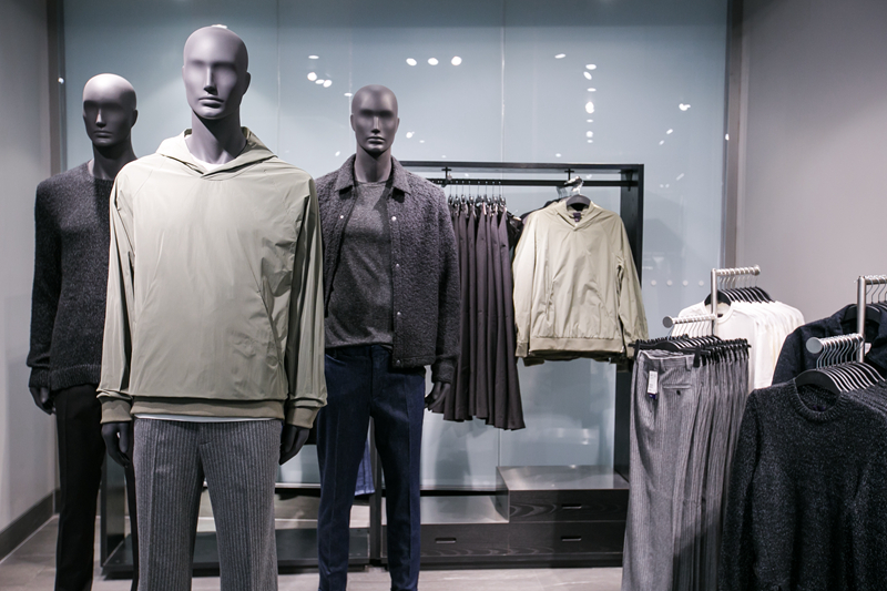 快时尚COS首家男装店在三里屯 中国市场很重要