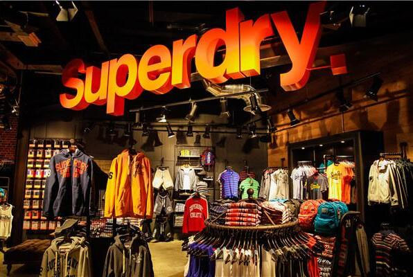 Superdry集团品牌联合创始人发起罢免现任CEO的运动